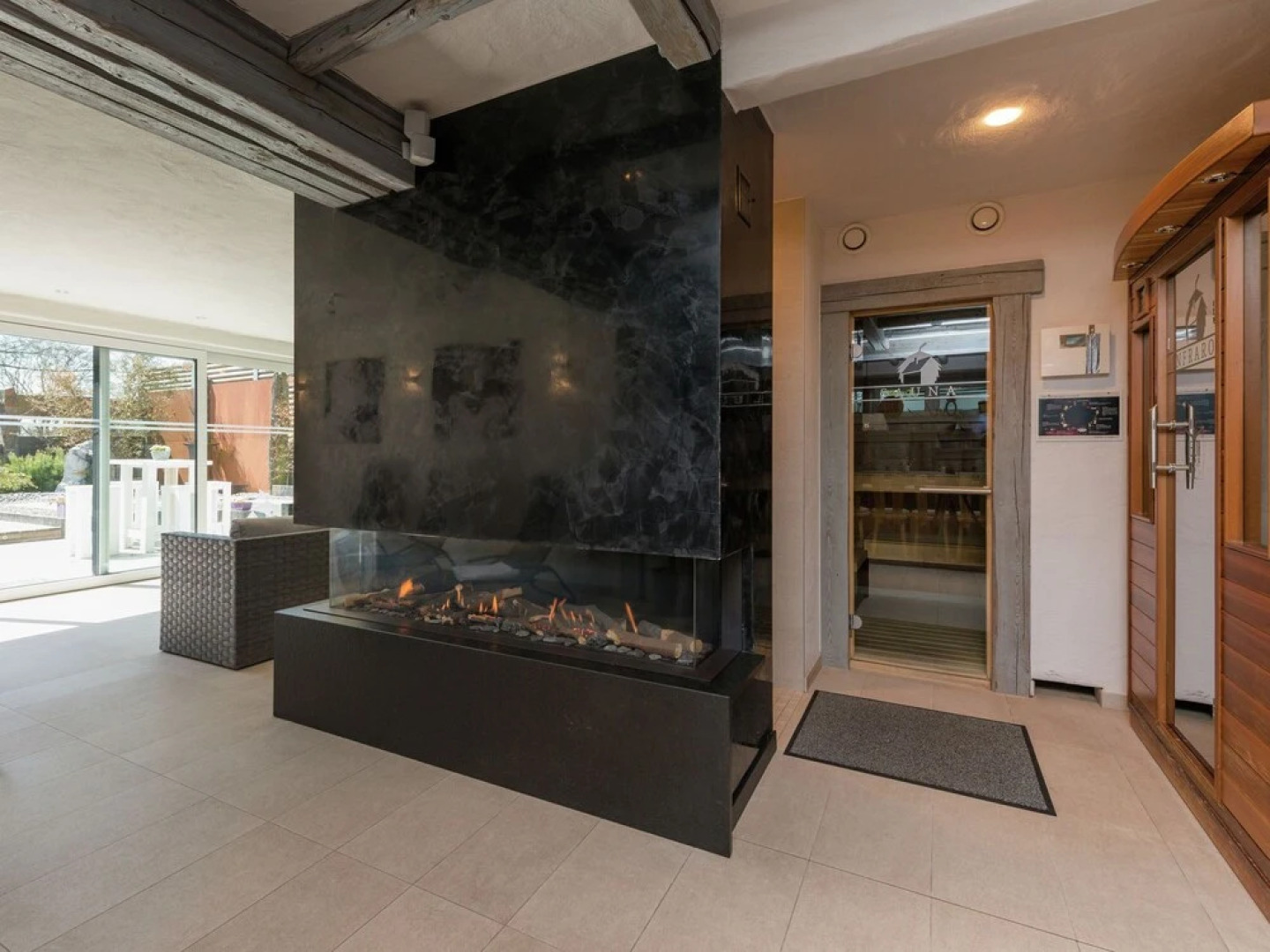 Extravagant Holiday Home in Büllingen With Wellness Centre