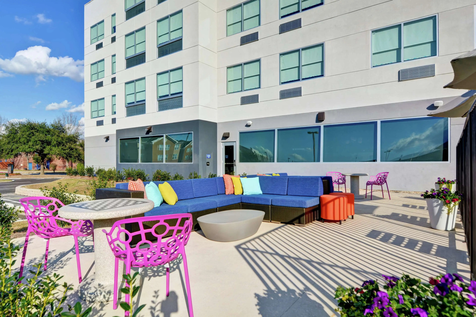 Tru by Hilton Baton Rouge Citiplace, LA