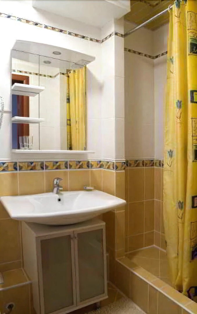 Золотой Павлин