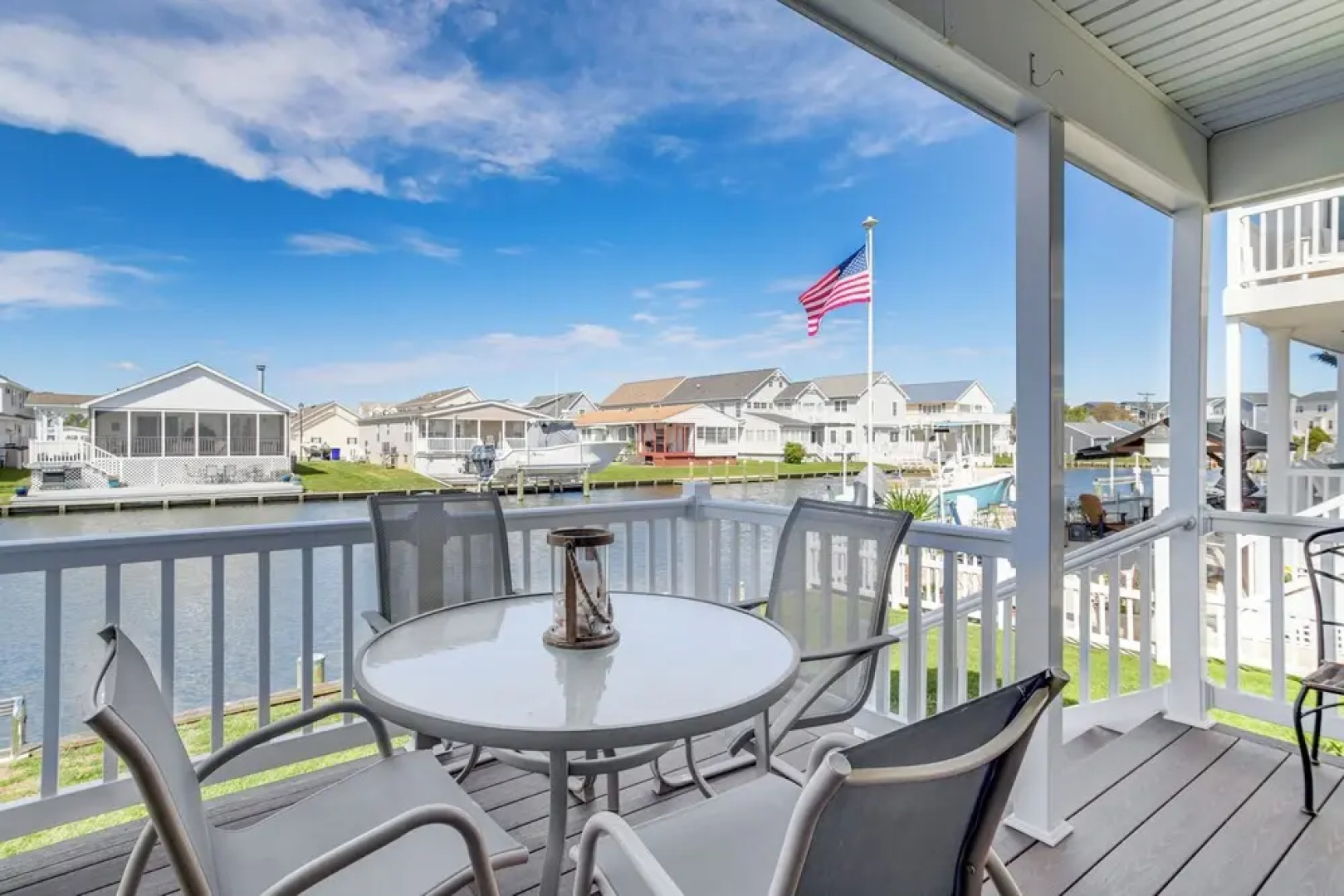 Near Beaches & Shops: Canal-front Selbyville Home