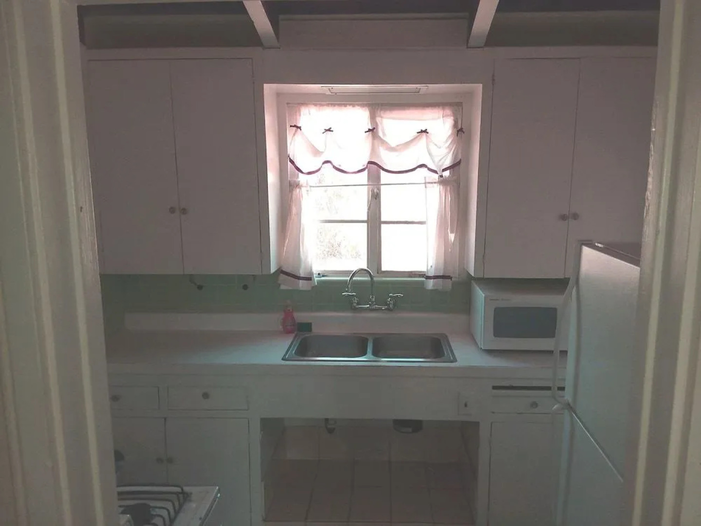 Hilltop Tavern and Inn