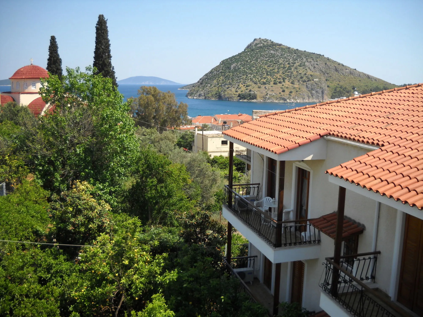 Oasis Apartments