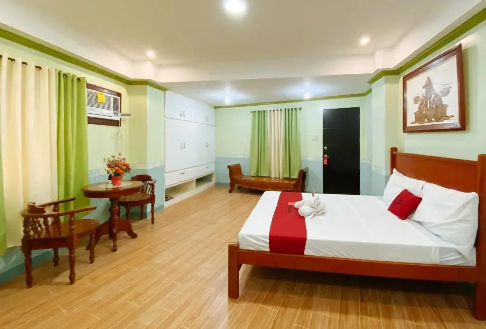 RedDoorz @ Calapandayan Subic Zambales