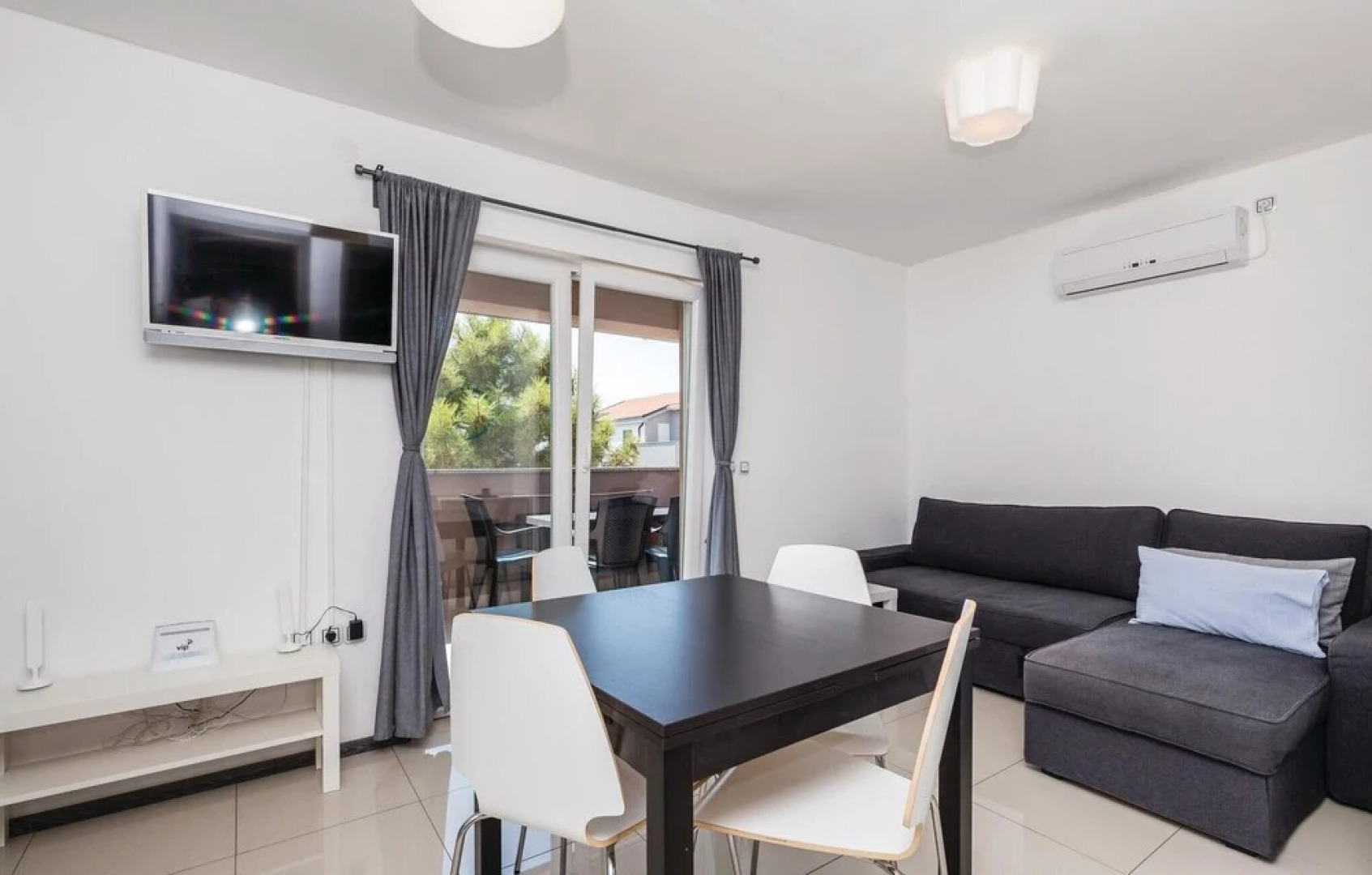 Awesome Home in Mandre With Wifi and 1 Bedrooms