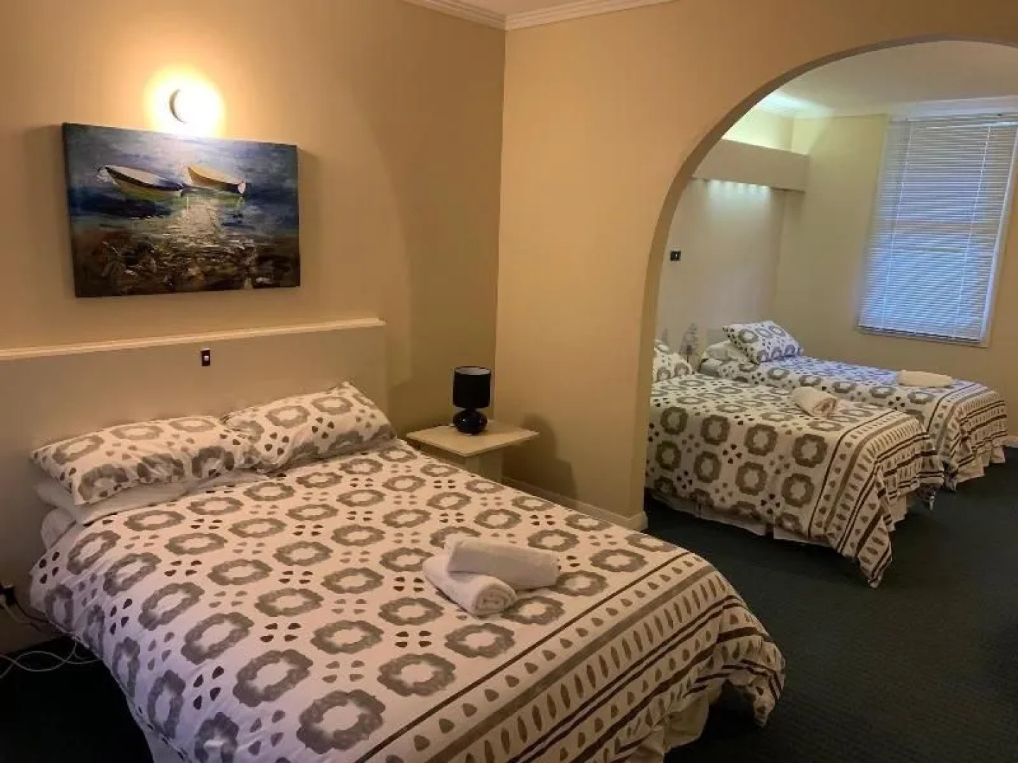 Nowa Nowa Hotel Motel