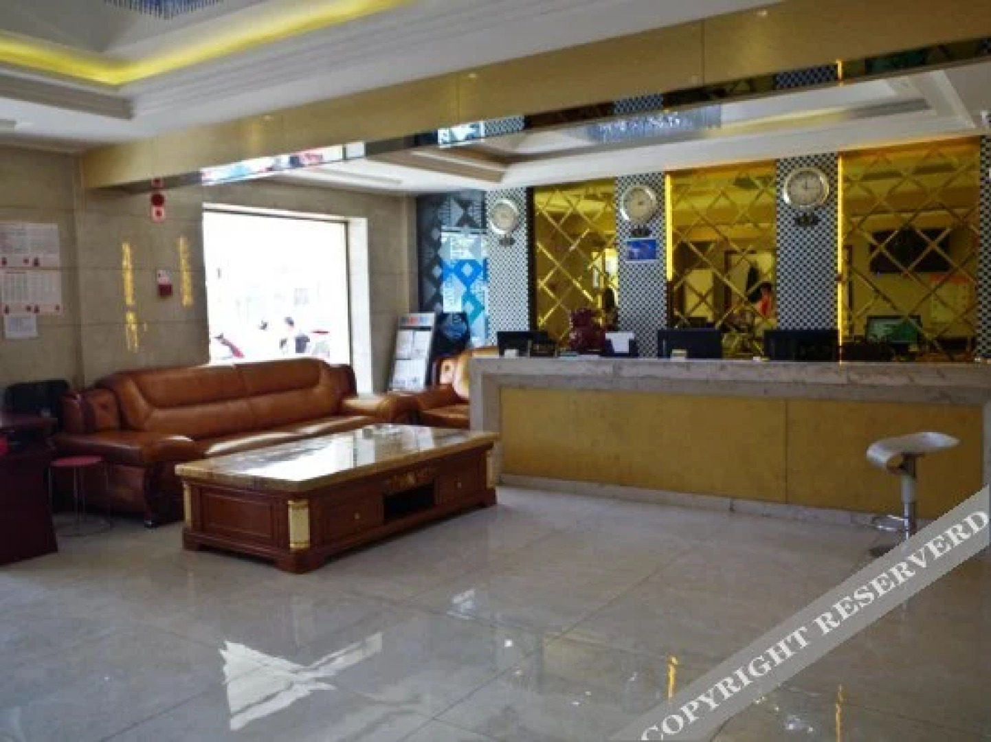 Yixuanju Business Hotel