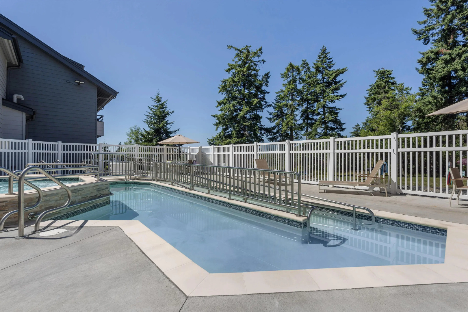 Best Western Plus Oak Harbor Hotel & Conference Center