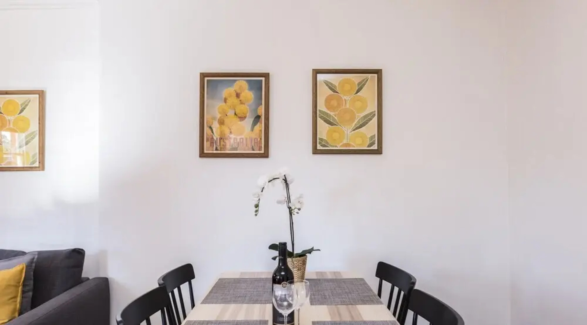 1 Bedroom Unit Close To Shops & Transport