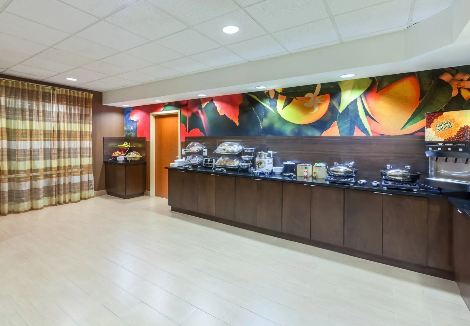 Fairfield Inn & Suites by Marriott Rogers