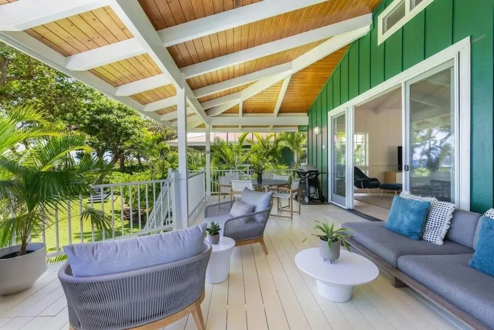 Camp Alealea 1 3 Bedroom Home by RedAwning