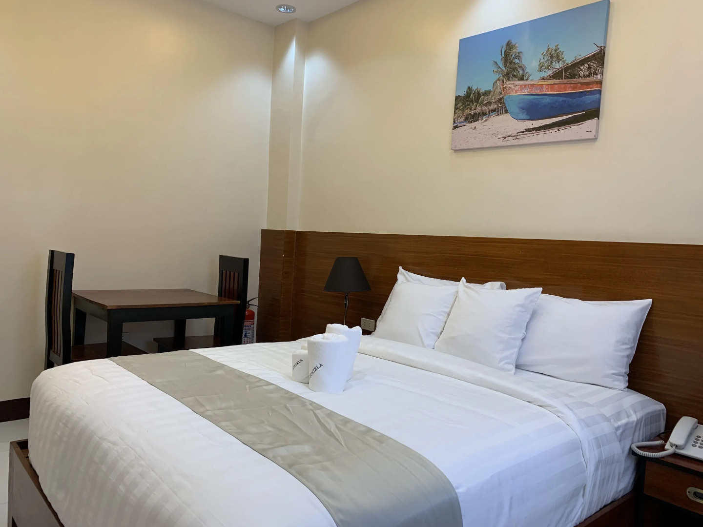 Villa MJ Maristela Beach Resort