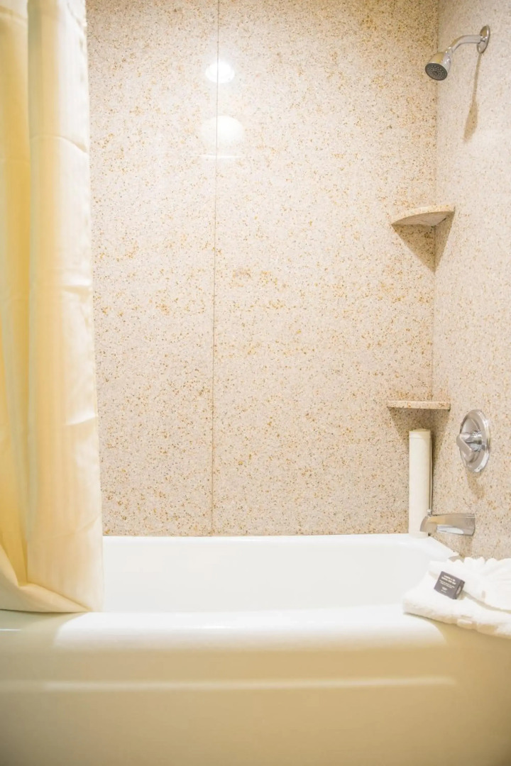 Oakland Airport Executive Hotel