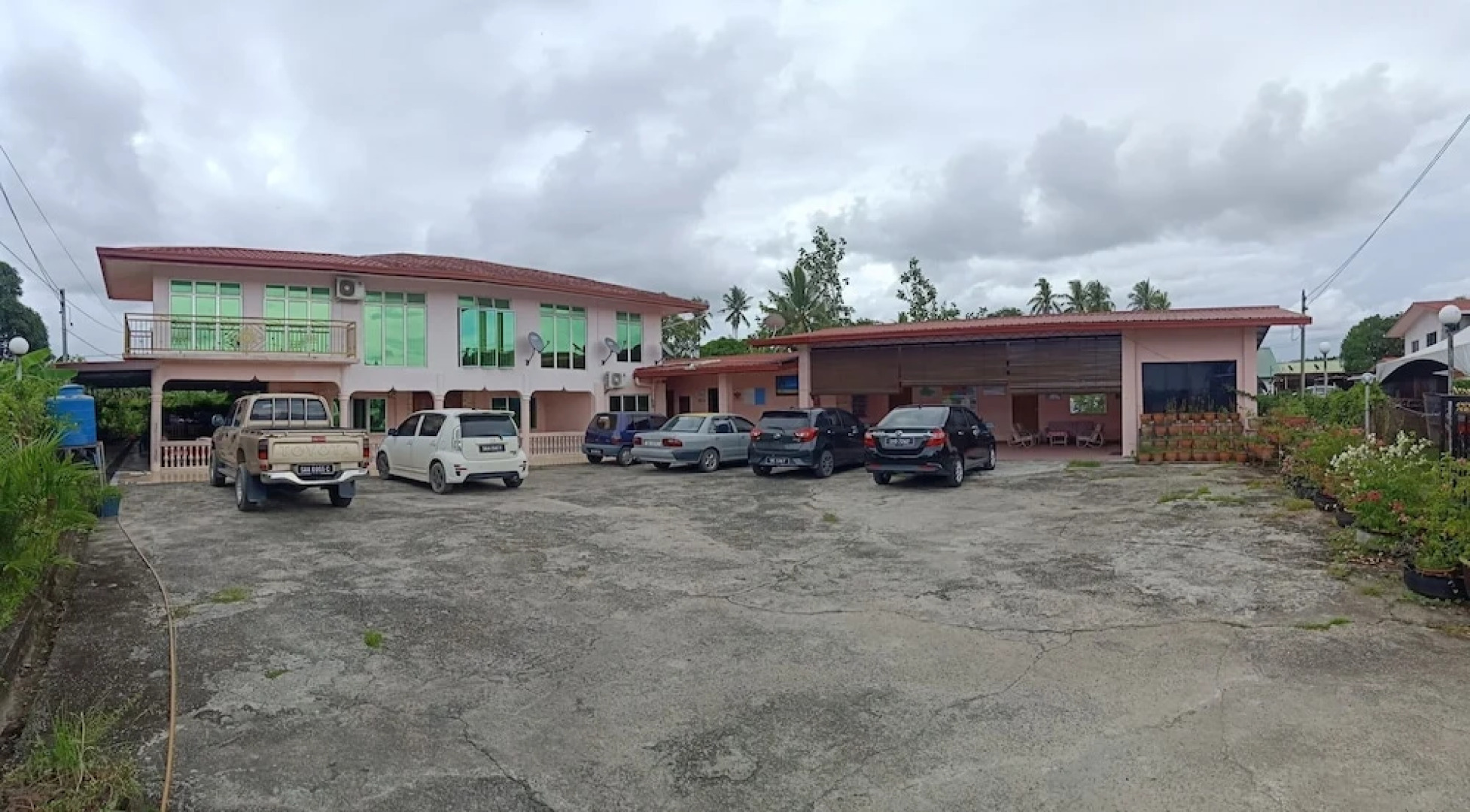 OYO Home 90352 Muan's Homestay