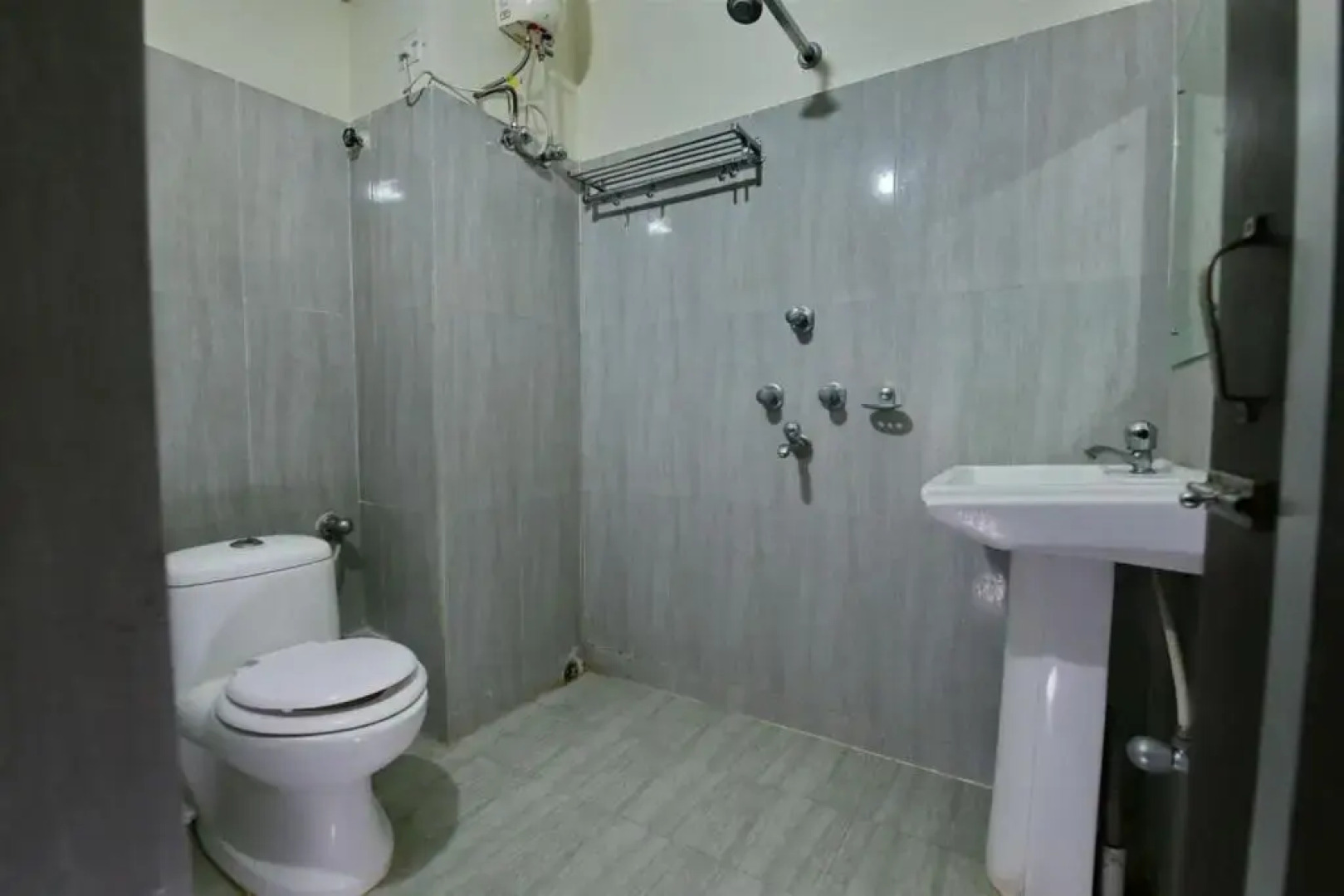 Hotel Rohini International