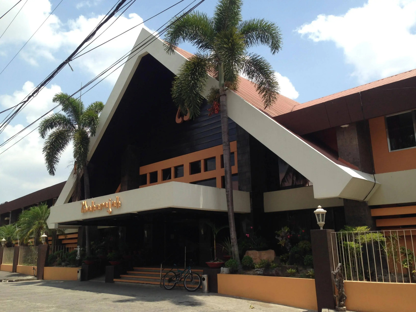 Maharajah Hotel