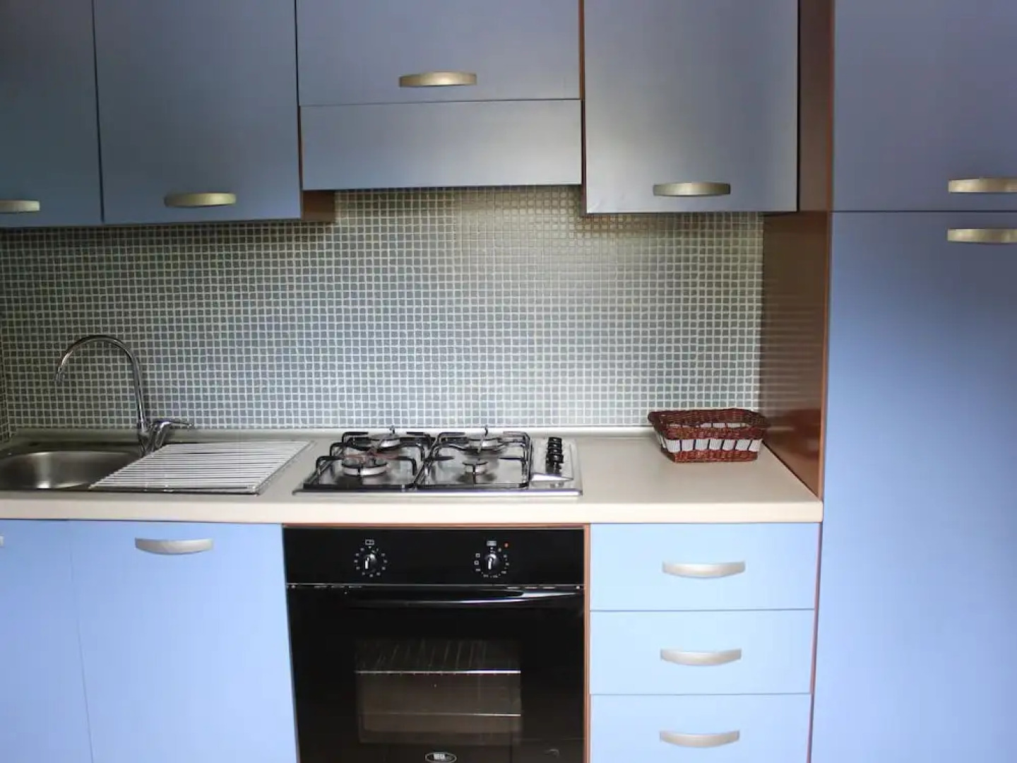 Vibrant Holiday Home in Matino With Swimming Pool