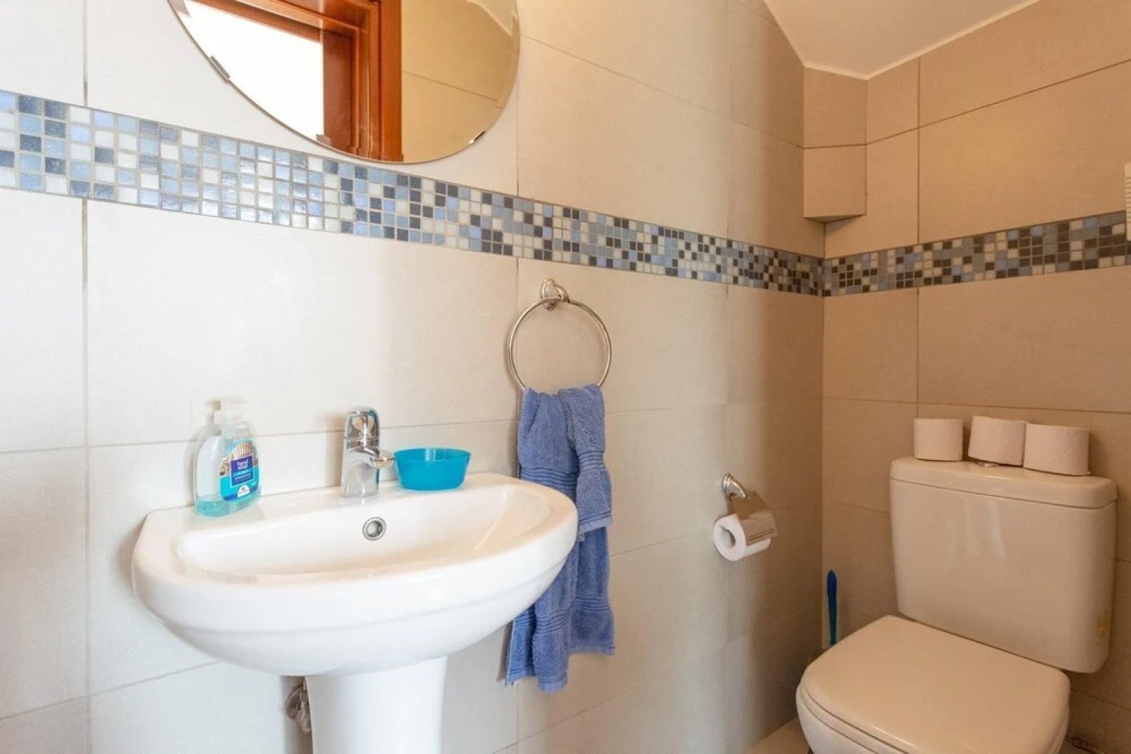 Colonian Villa in Perivolia