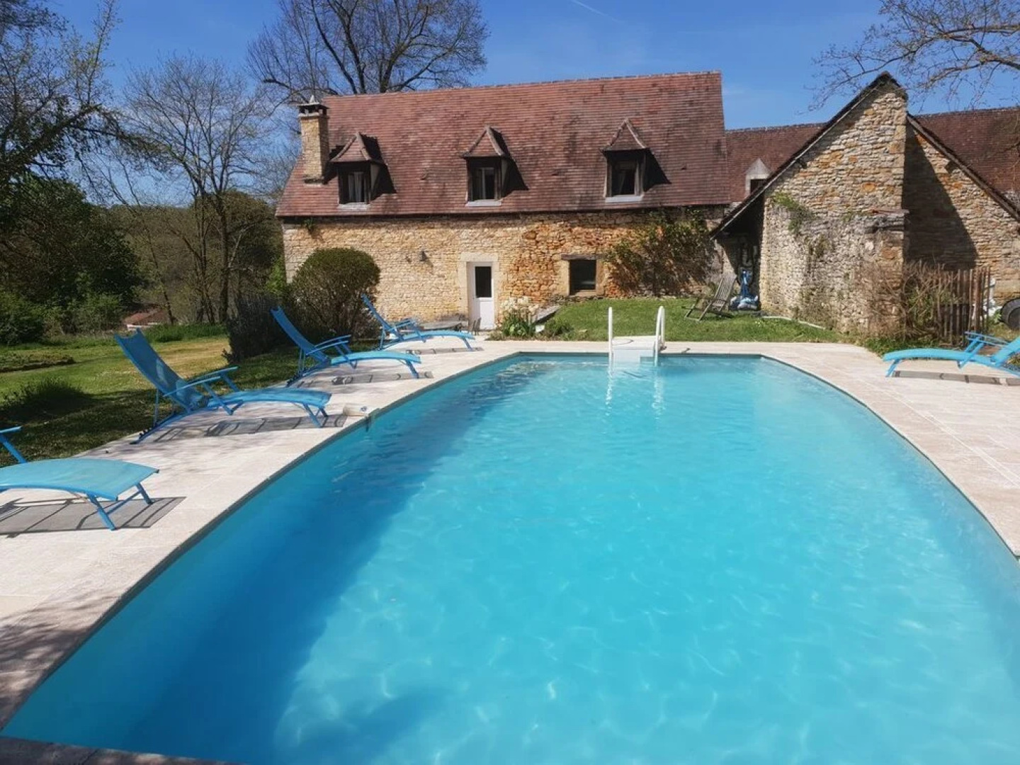 Les Vieilles Pierres