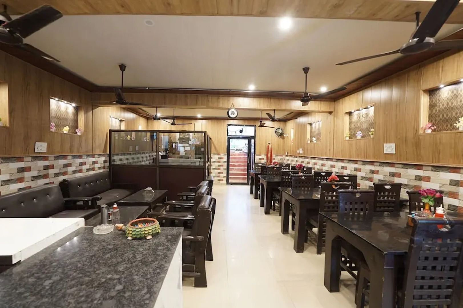 Fabexpress Fauji Guest House