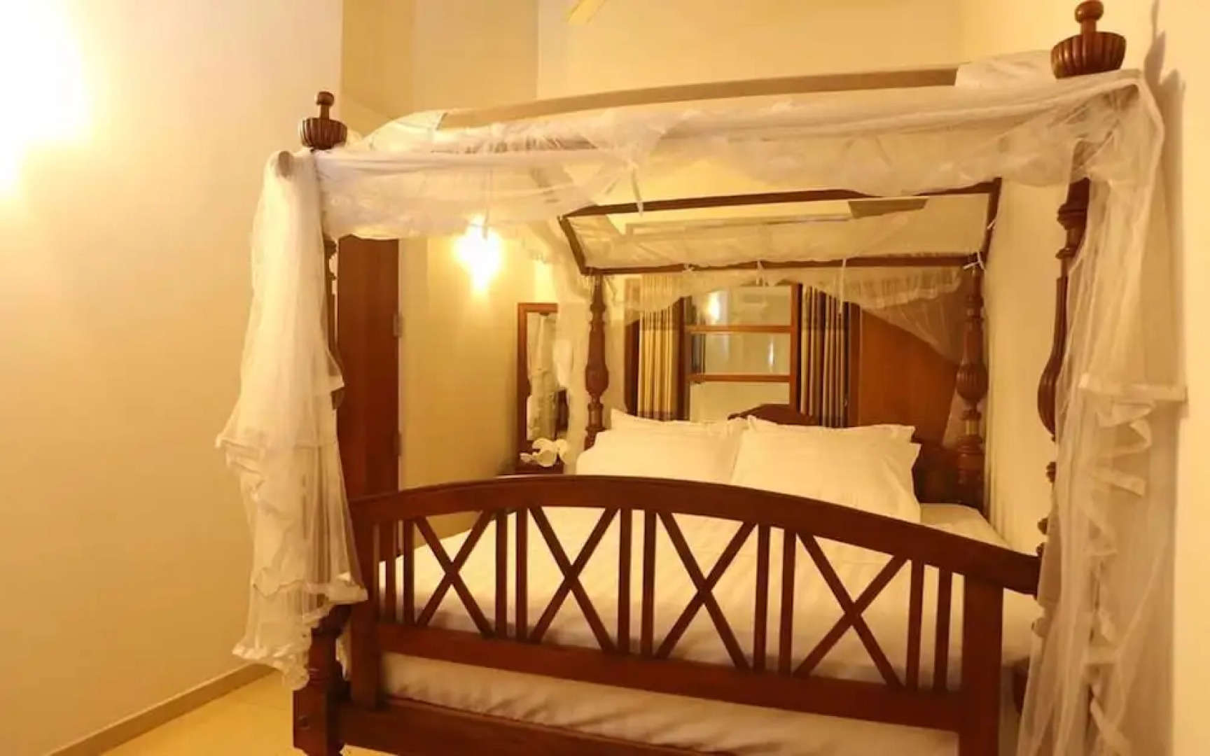 Colombo Center Point by City Hub