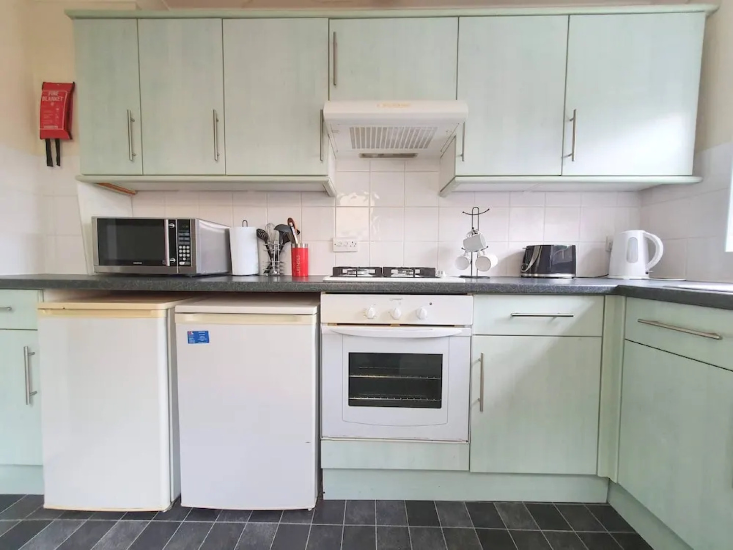 2-bedroom House Near Town With Superfast Wi-fi