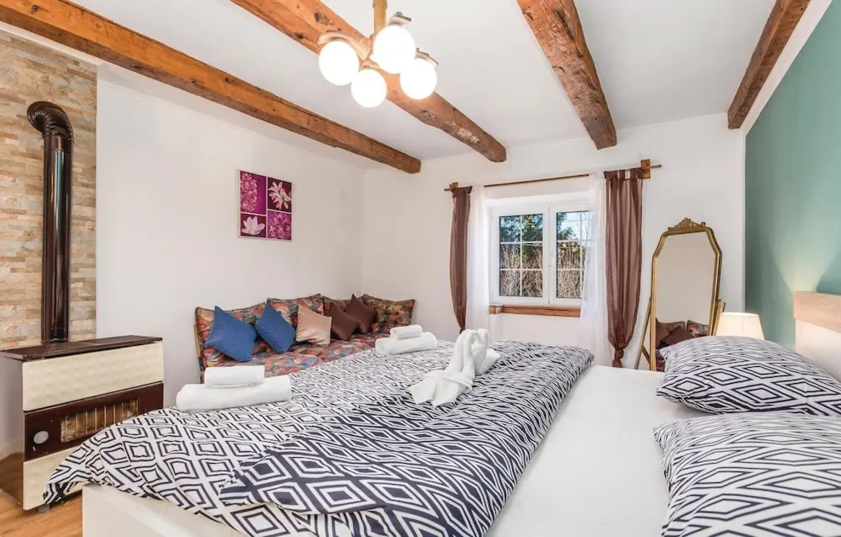 Stunning Home in Fuzine With Wifi and 2 Bedrooms