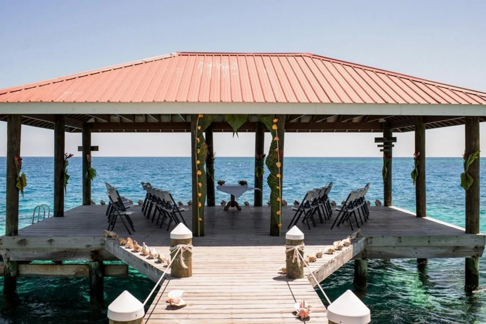 Ray Caye Private Island Resort