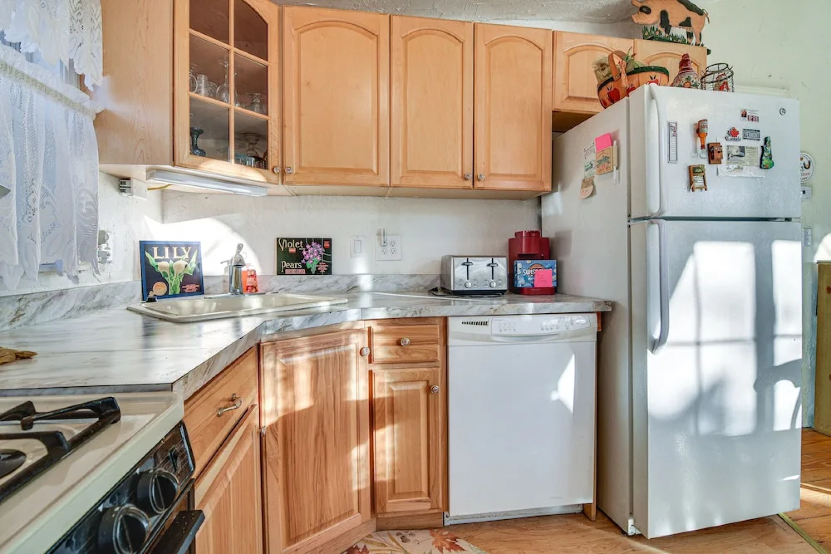 Ellis River Cottage ~ 3 Mi to Attitash Mountain!