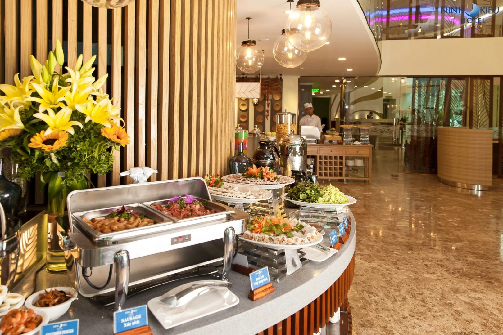 Ninh Kieu Riverside Hotel