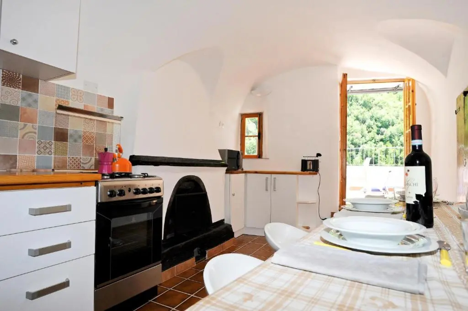 Panoramic Apartment with Balcony and Terrace