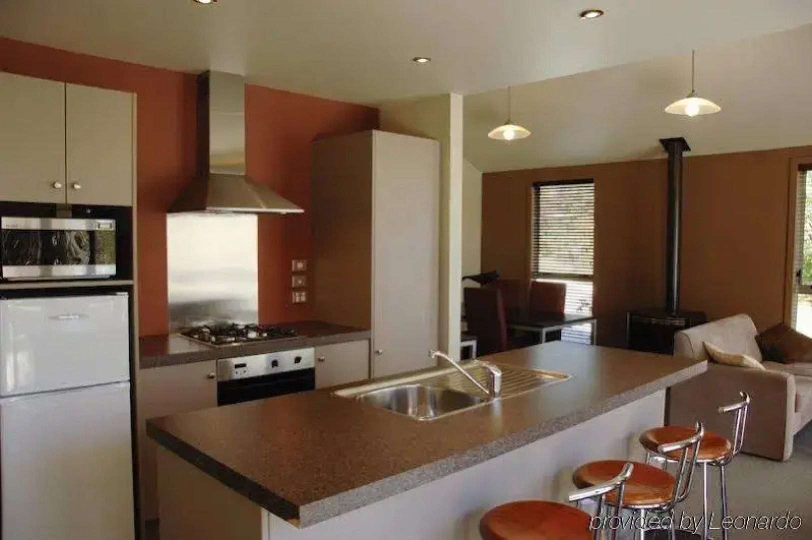 The Claremont Motels & Apartments