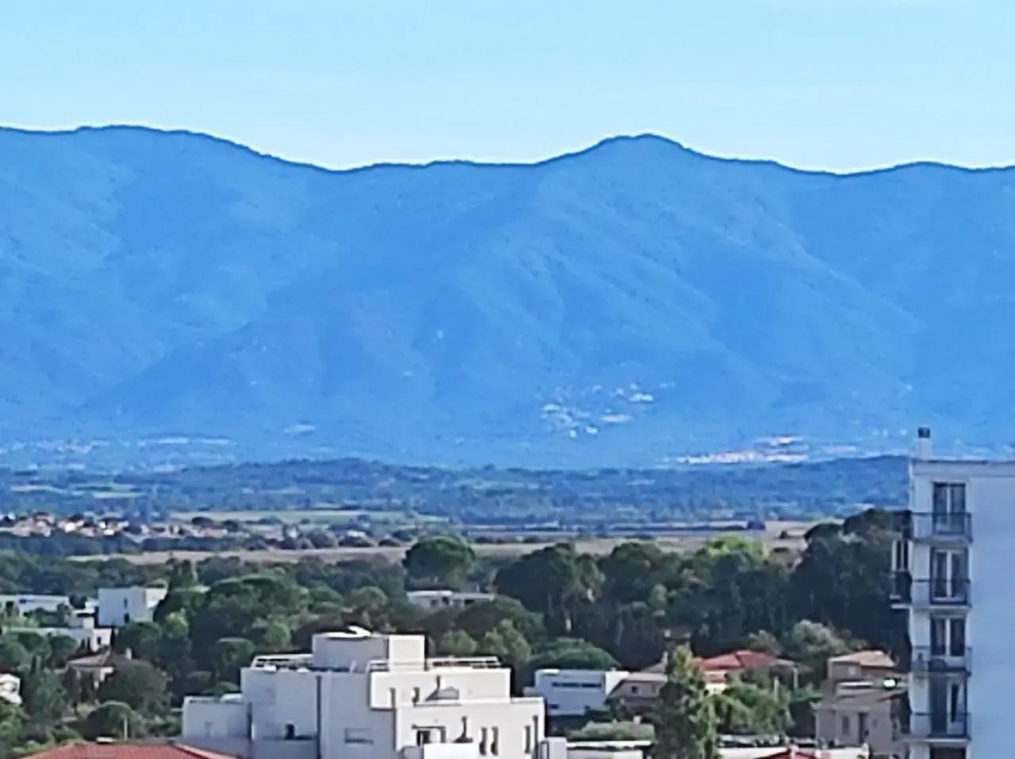T2 au calme, Vue montagnes, 50m espace aquatique