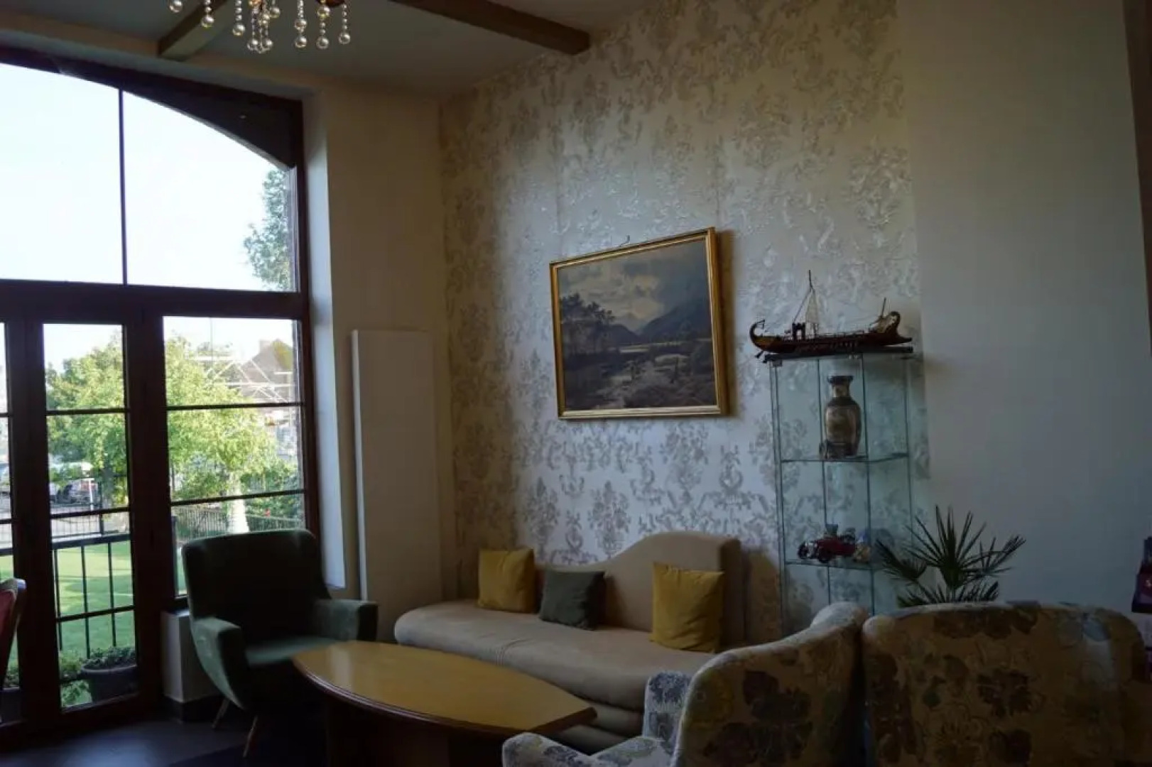 Fly Inn Brussels Airport