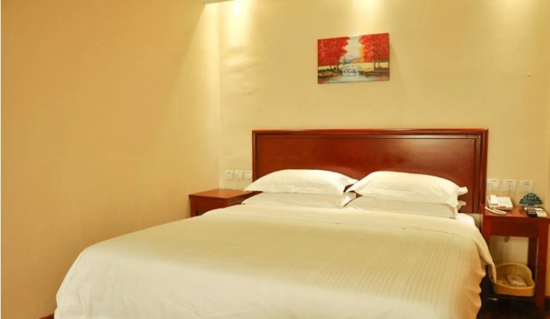 GreenTree Inn Taiyuan High-Tech Zone Changzhi Road Metro Station