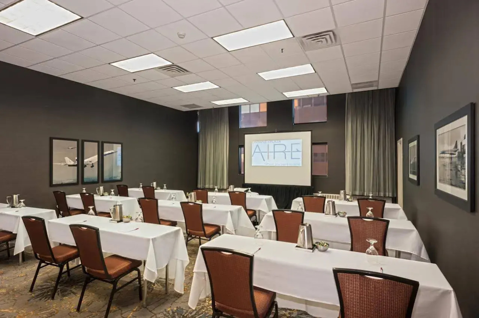Crowne Plaza Suites MSP Airport - Mall of America by IHG