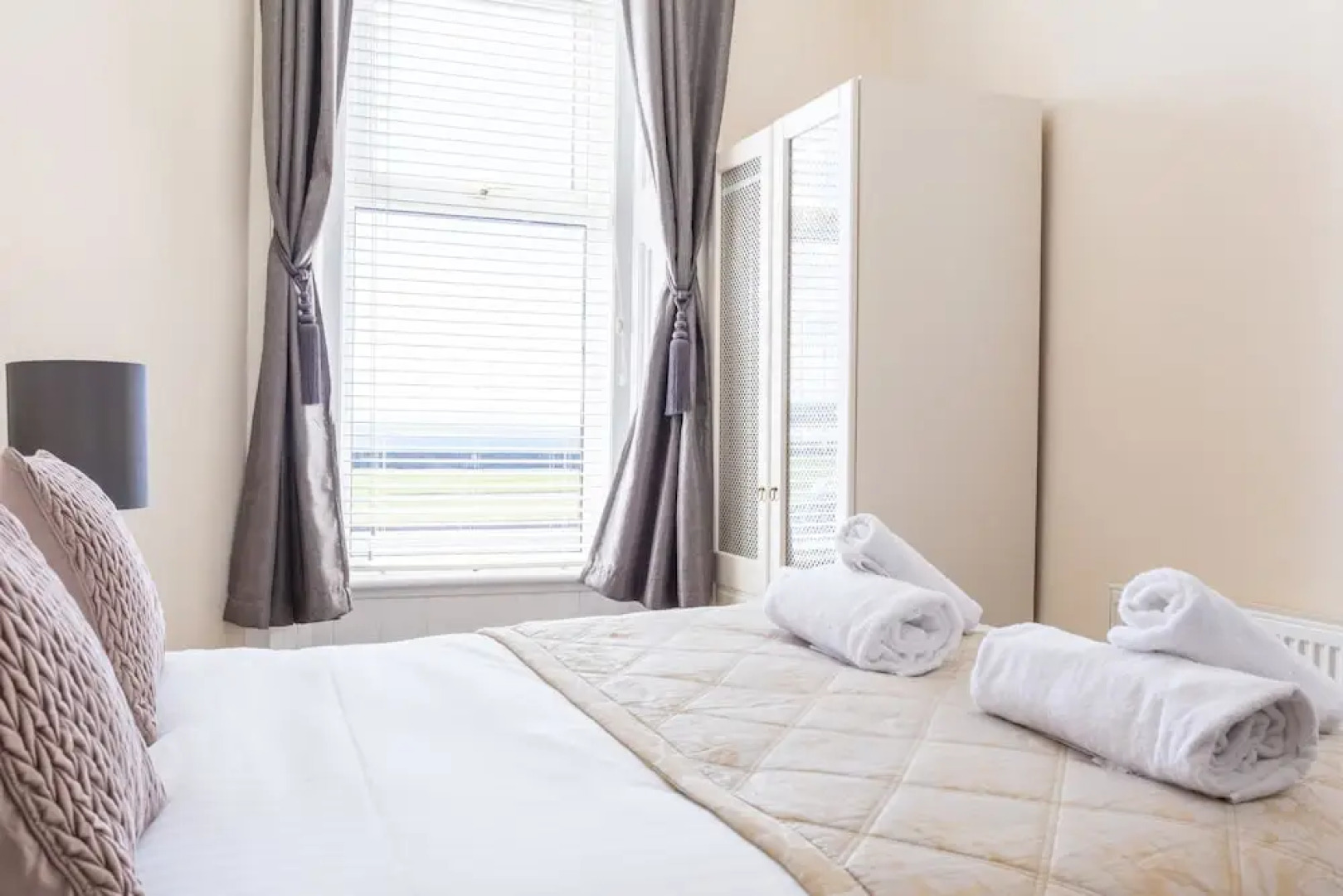 Eagleton Residence - Donnini Apartments