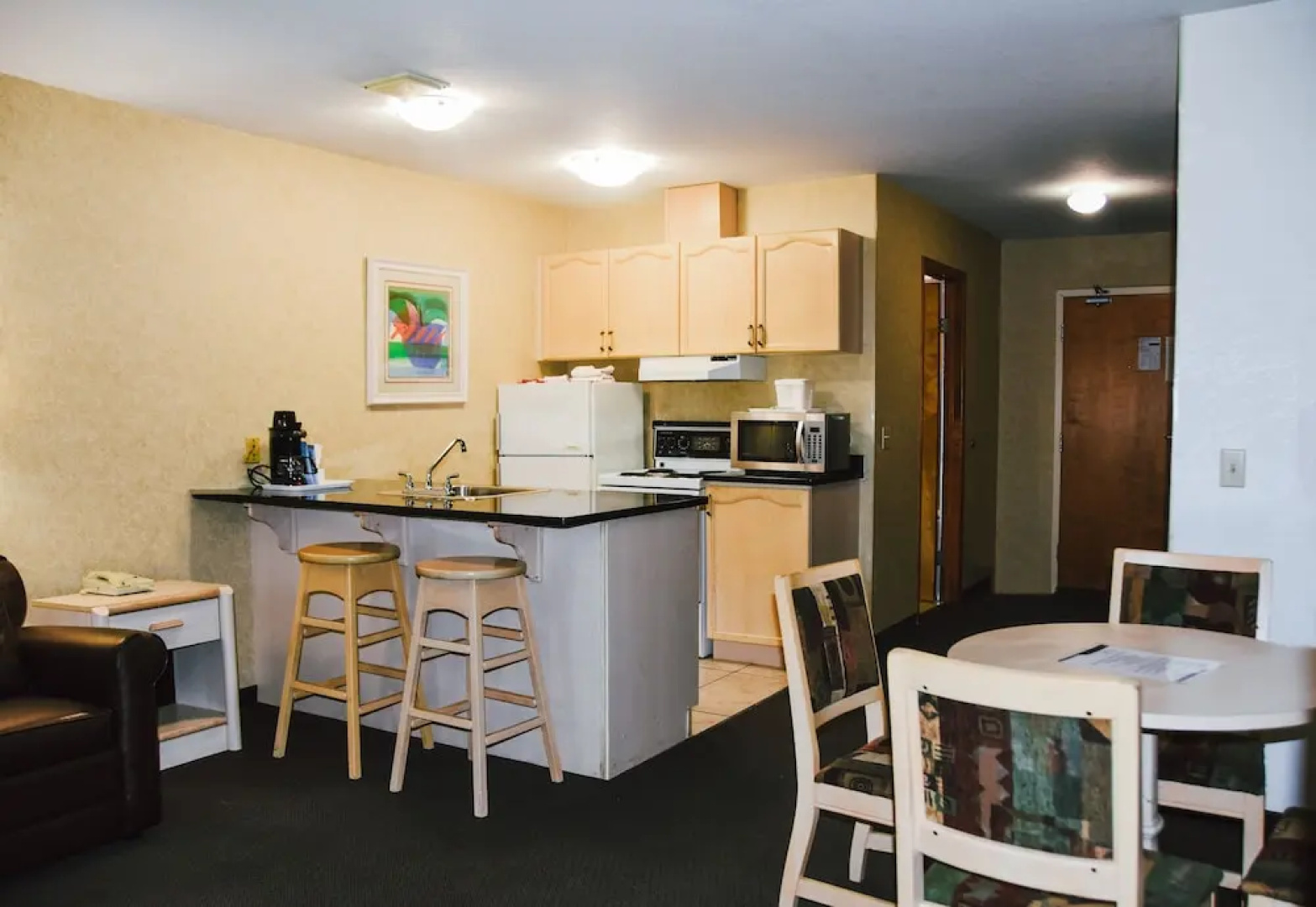Stony Plain Inn And Suites