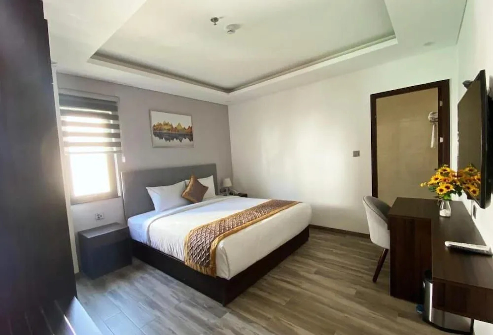 SWEDEN Hotel and Apartment