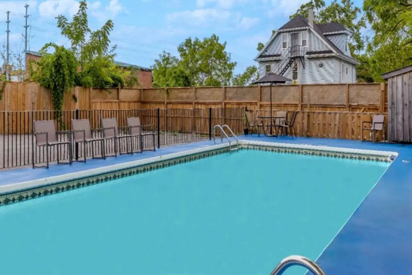 Motel 6 Niagara Falls, ON – Near the Falls