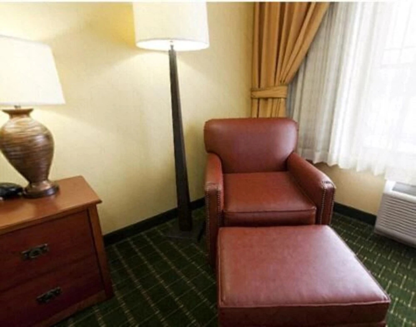 The Q Hotel And Suites