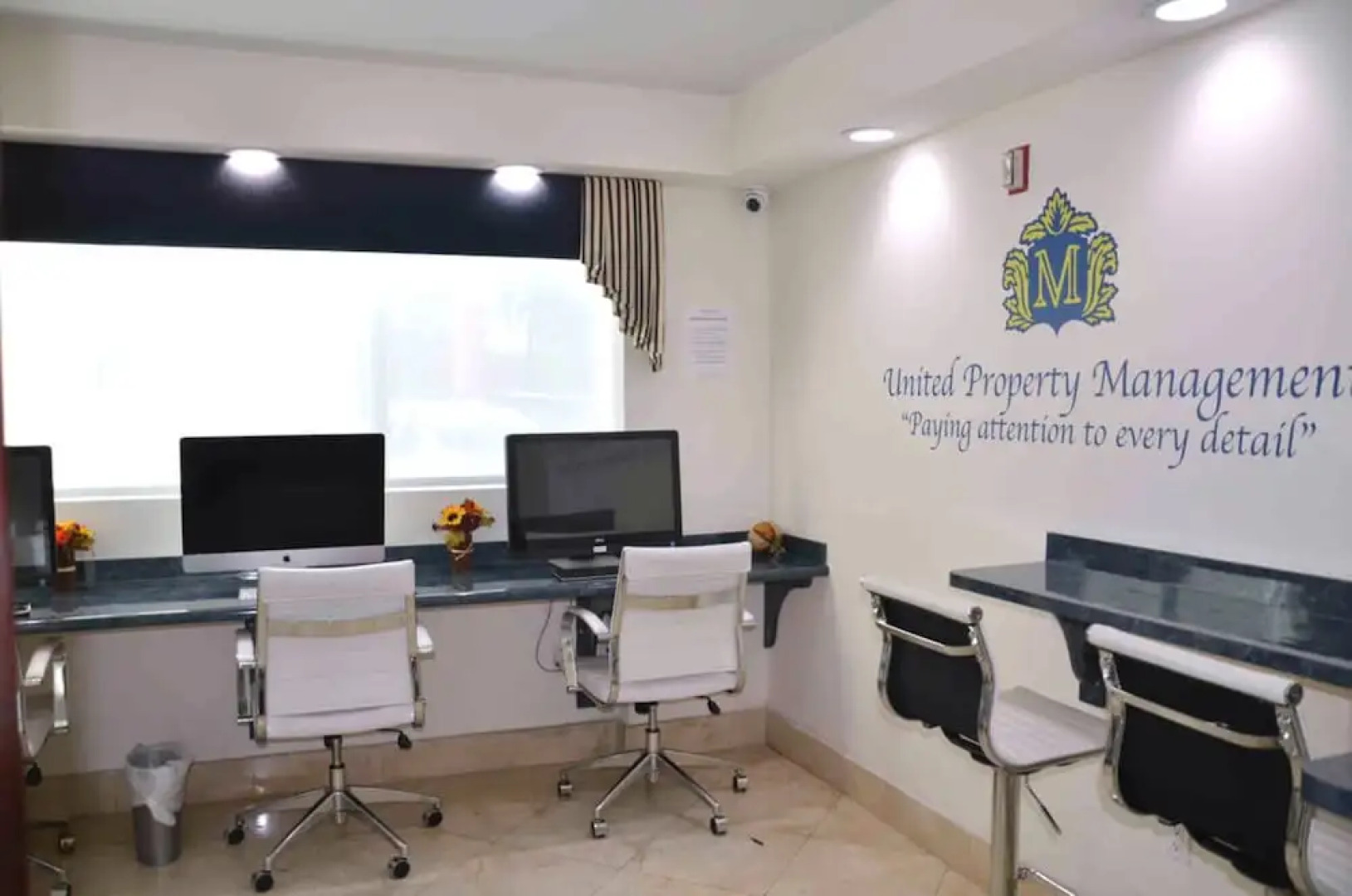 Churchill Suites Intracoastal Yacht Club