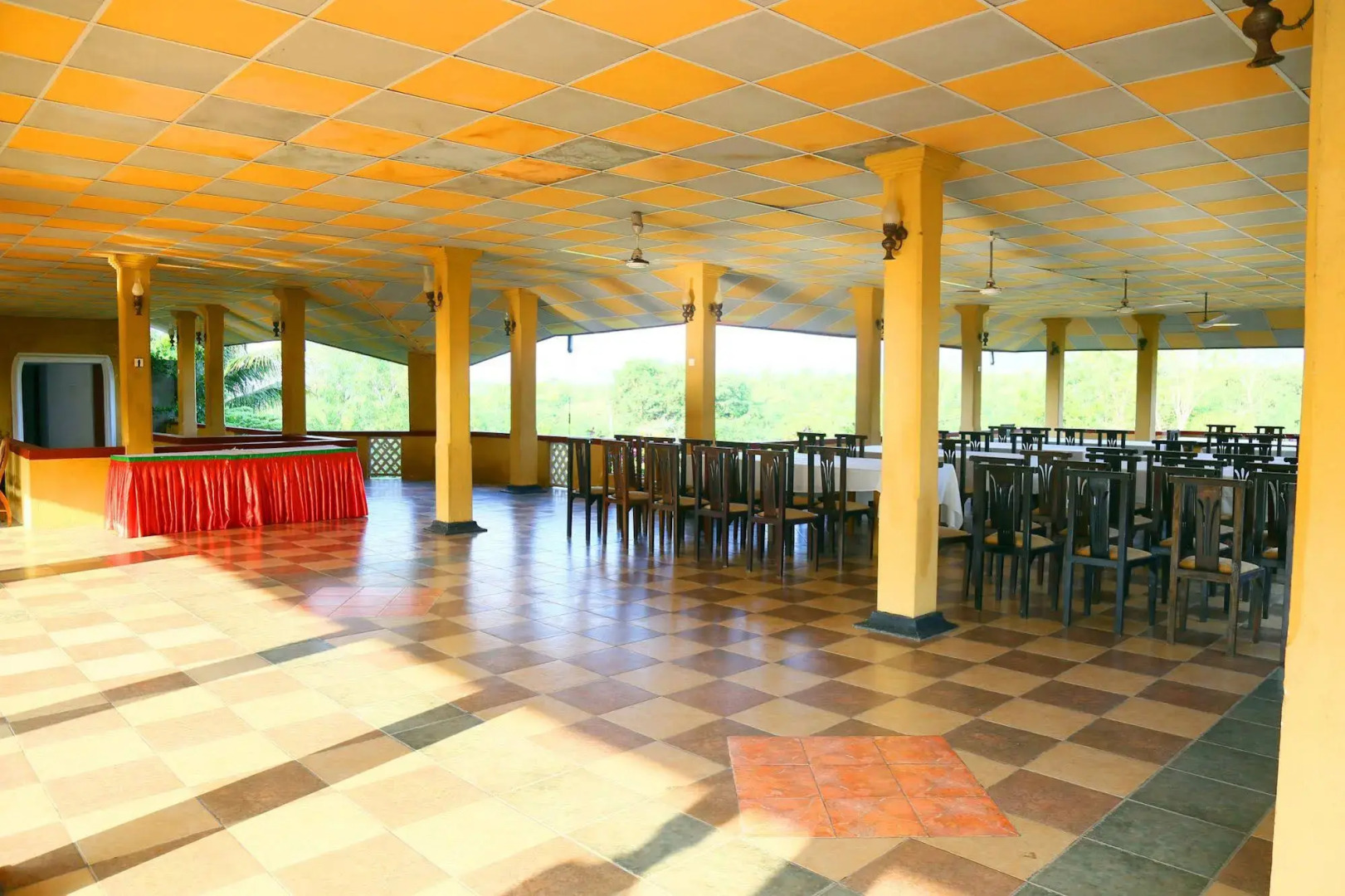 Boulder Range Resort