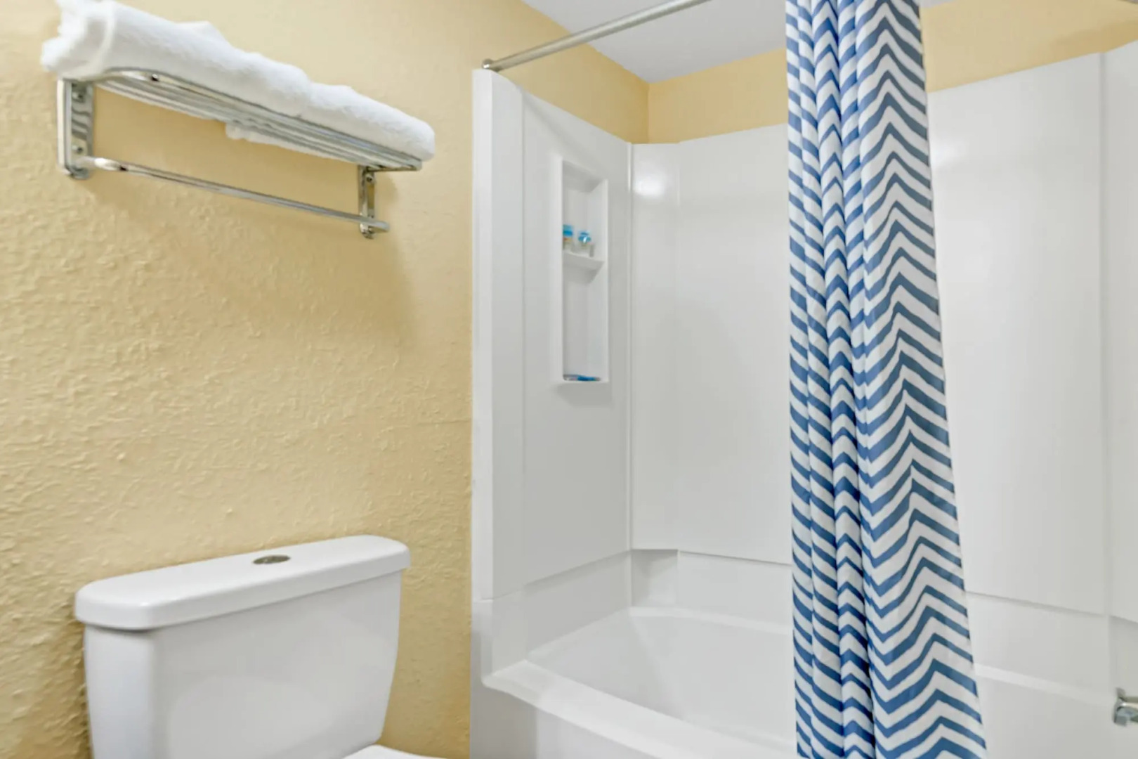 Sand Dunes Resort and Suites