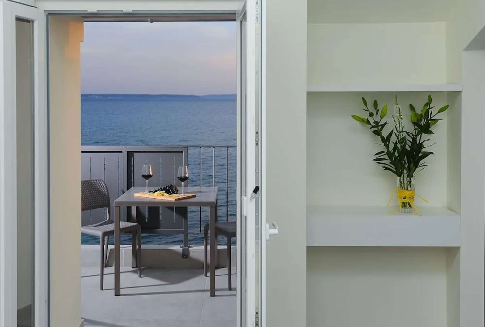 Seaside Luxury Suites