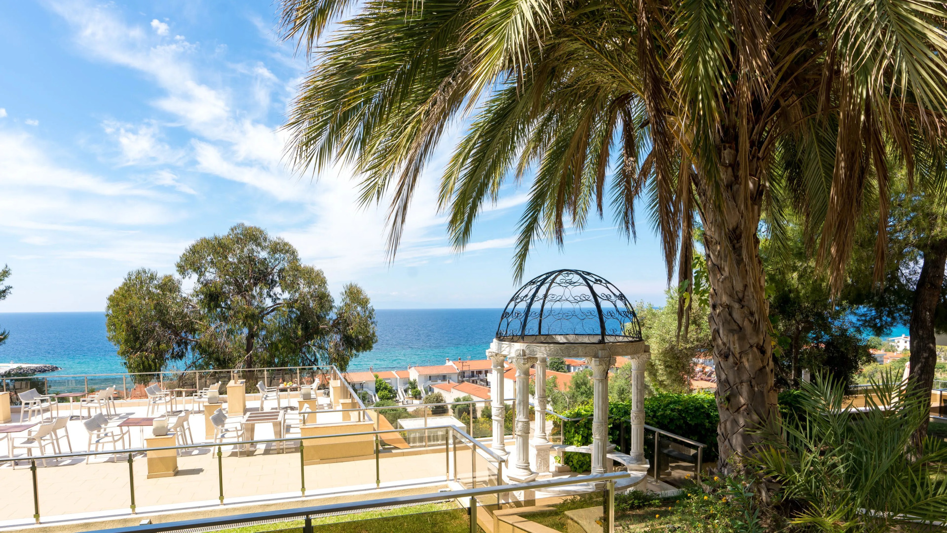 Greek Pride Cronwell Rahoni