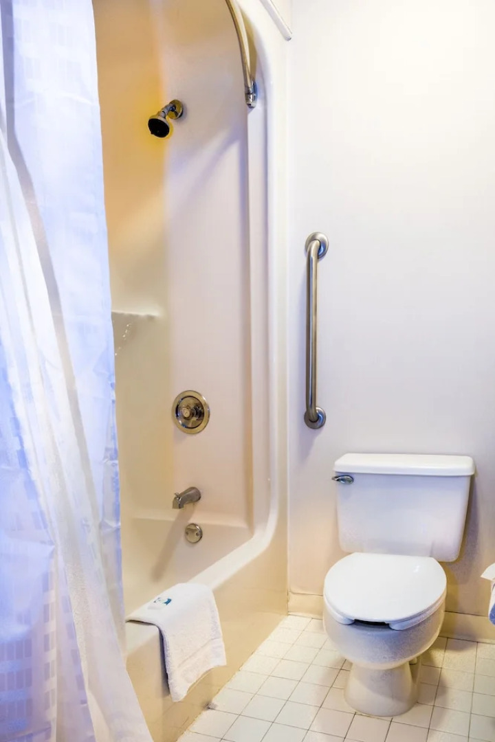 The View Inn & Suites