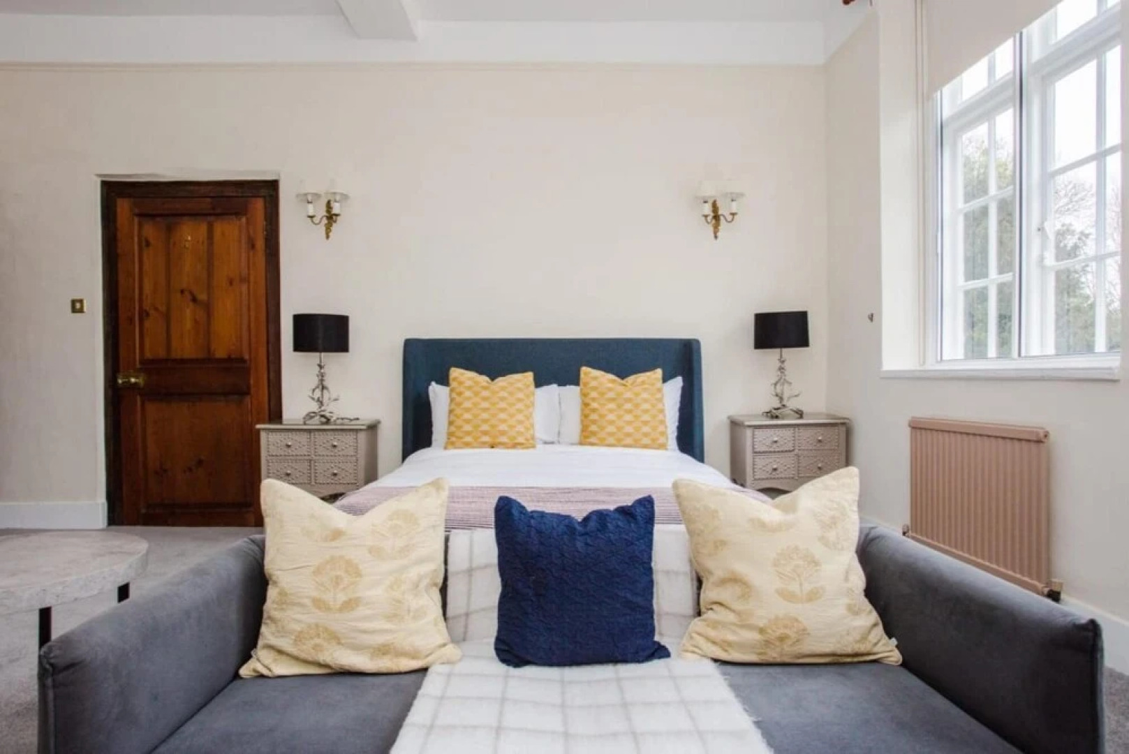 The Royal Retreat -elegant 7bdr With Garden