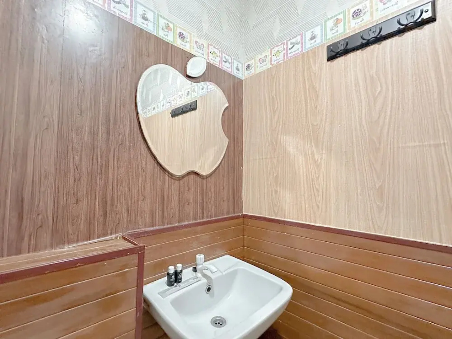 1BR Modern Suites at Tamansari Prospero Sidoarjo Apartment