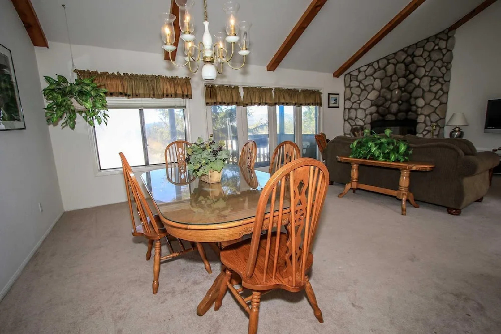 Bear Golf Inn 1218 by RedAwning