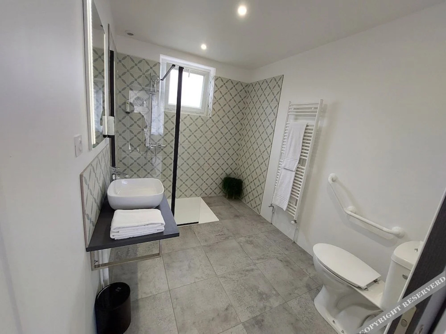 Logis Hotel Loire Hotel